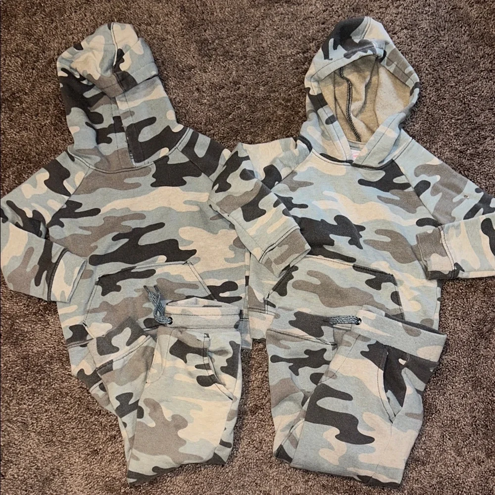 Toddler 3T camouflage matching twin sweatsuits bundle